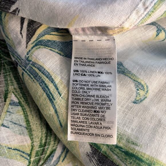 Chicos Shirt Womens 3, XL Multicolor Butterfly Floral Linen Button No Iron - Picture 6 of 6